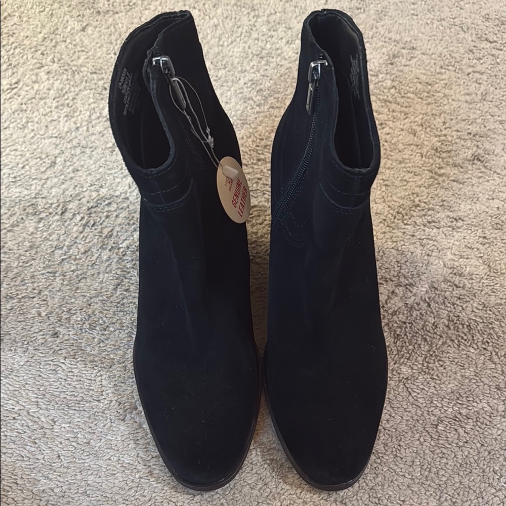 Brand new leather bootiesLucky Brand Black Ankle Booties Sleek Minimalist Design